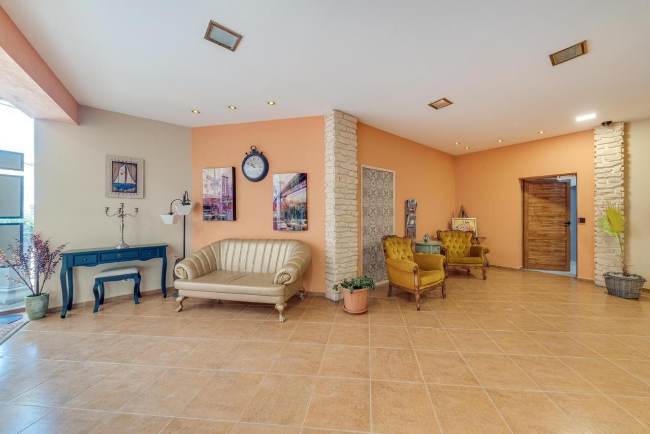 Supreme Beach Apartments Balchik Ngoại thất bức ảnh