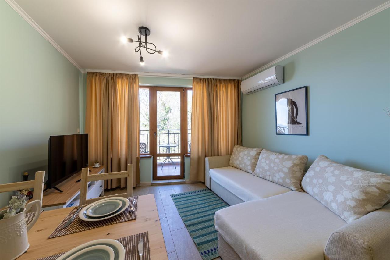 Supreme Beach Apartments Balchik Ngoại thất bức ảnh