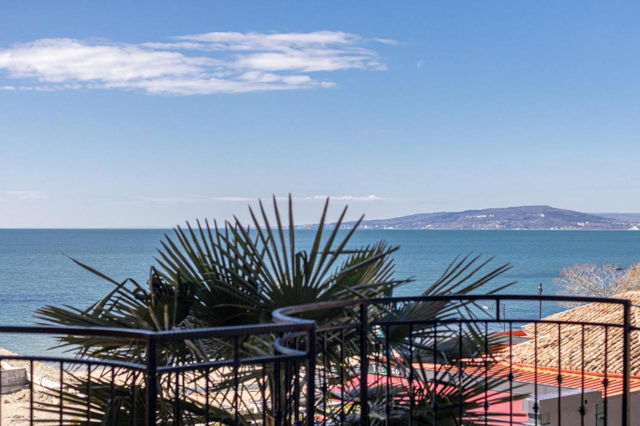 Supreme Beach Apartments Balchik Ngoại thất bức ảnh