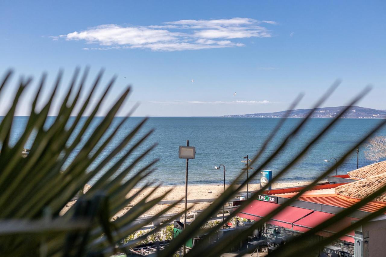 Supreme Beach Apartments Balchik Ngoại thất bức ảnh