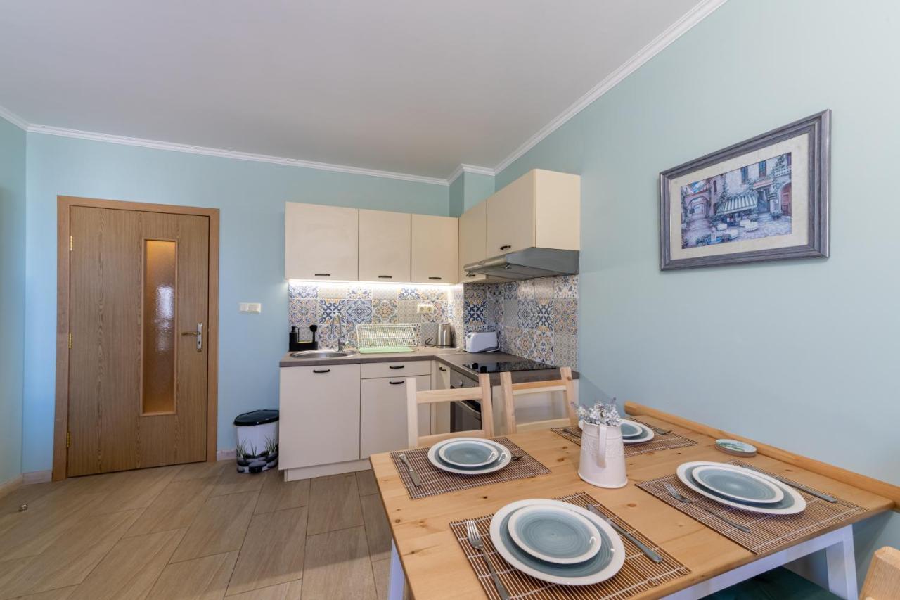 Supreme Beach Apartments Balchik Ngoại thất bức ảnh