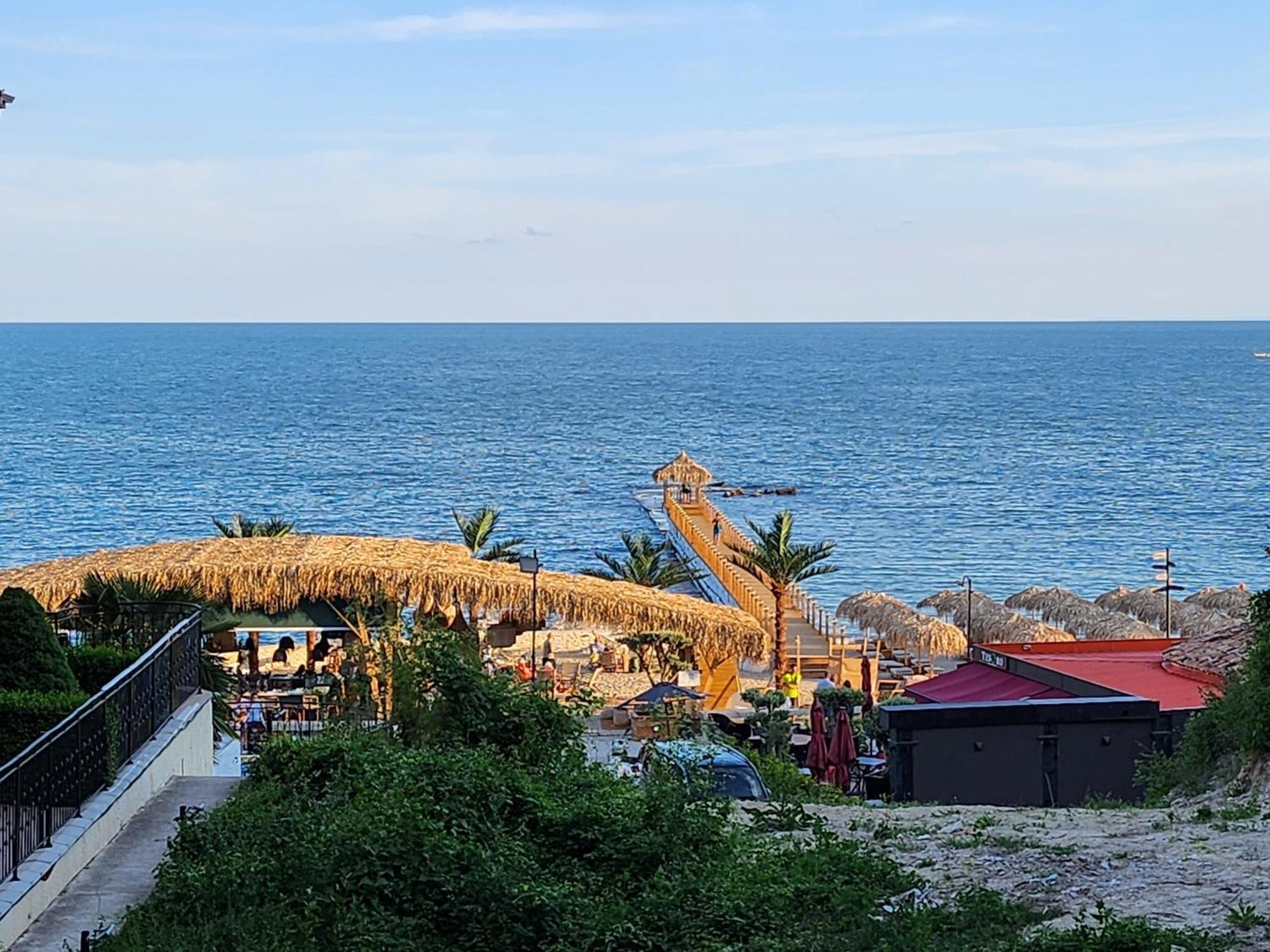 Supreme Beach Apartments Balchik Ngoại thất bức ảnh