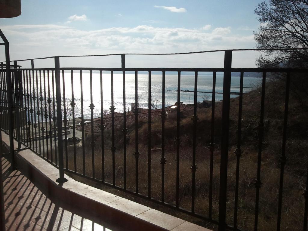 Supreme Beach Apartments Balchik Ngoại thất bức ảnh
